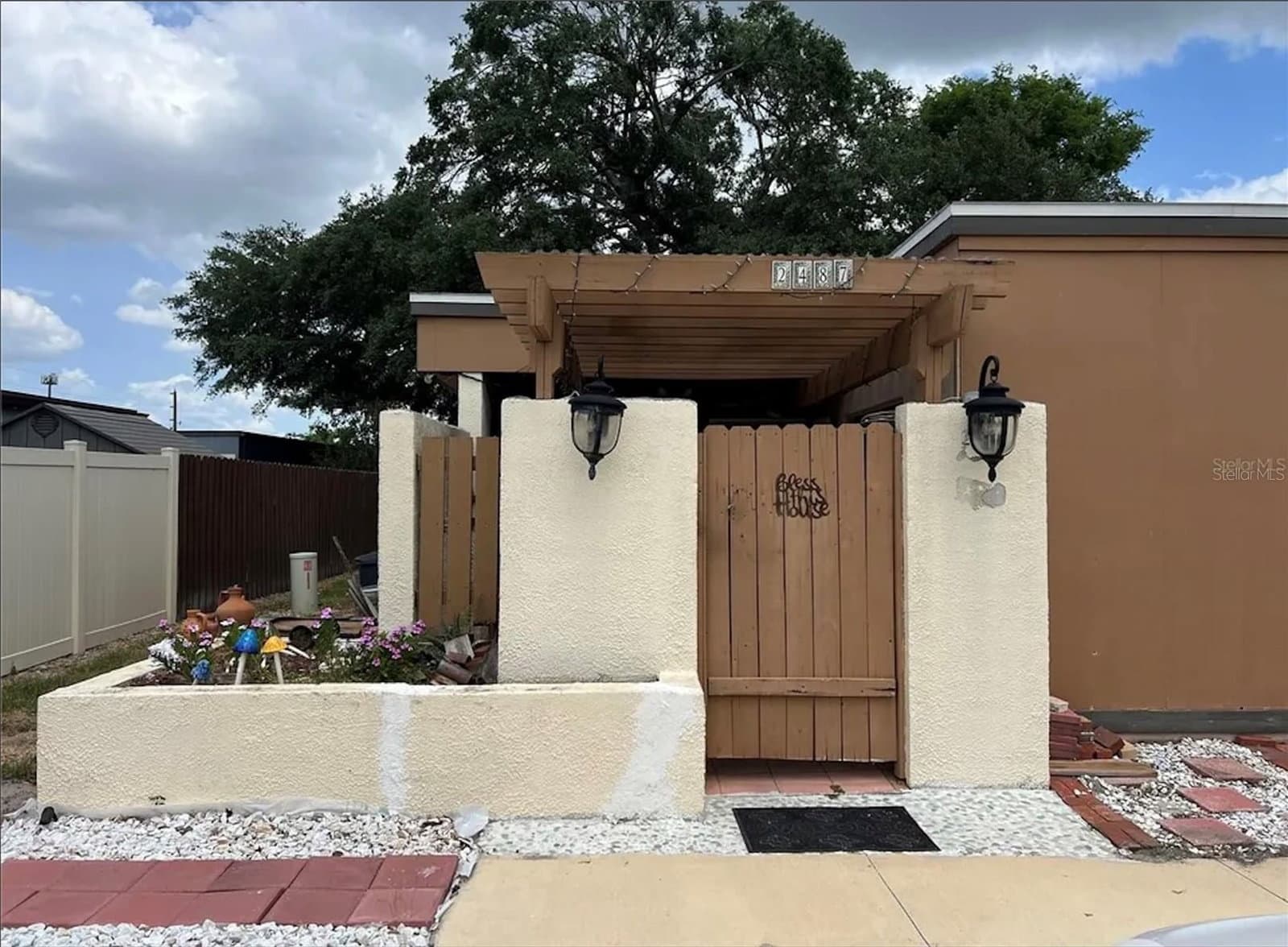 2487 HARBOUR