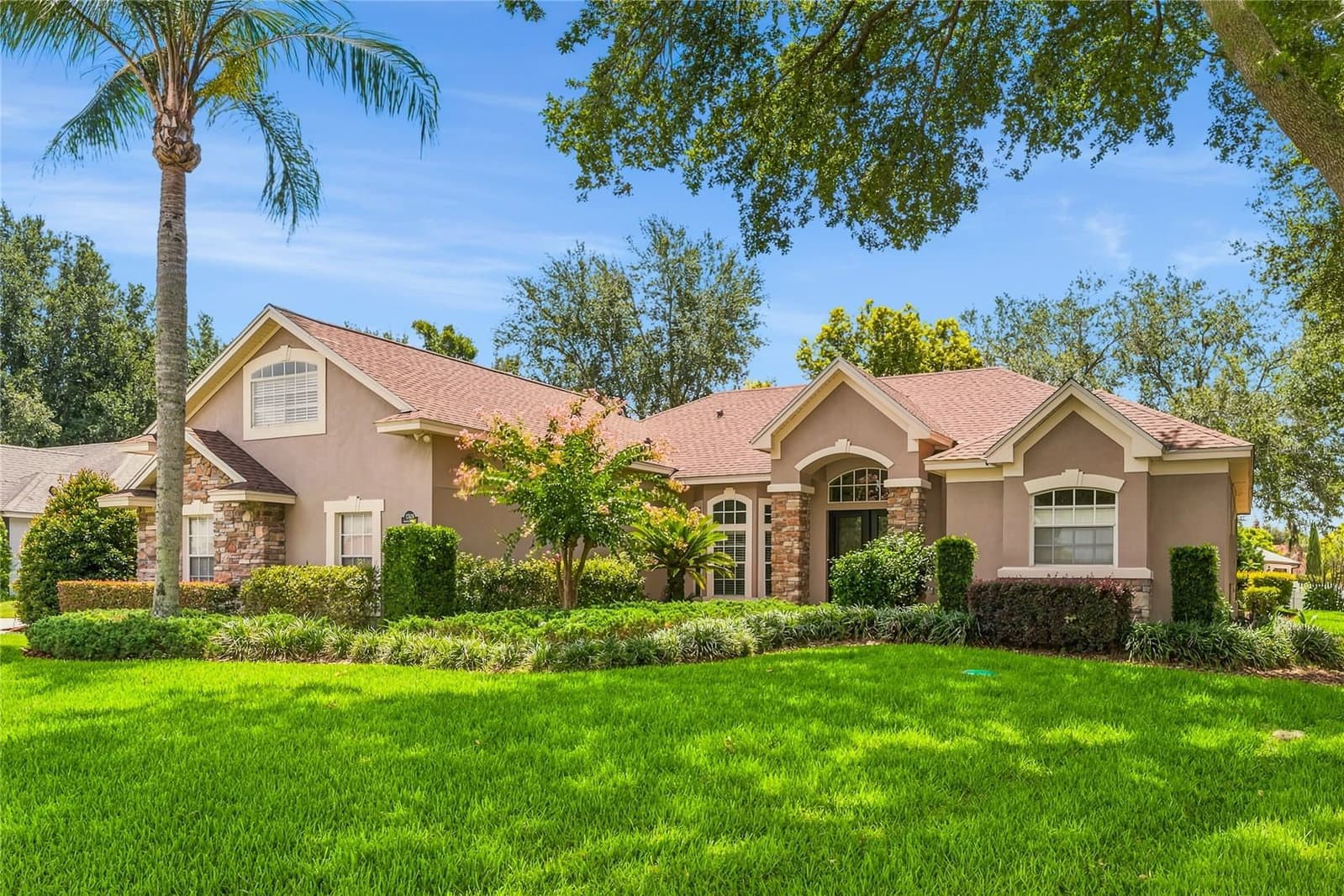 12426 LAKE VIEW