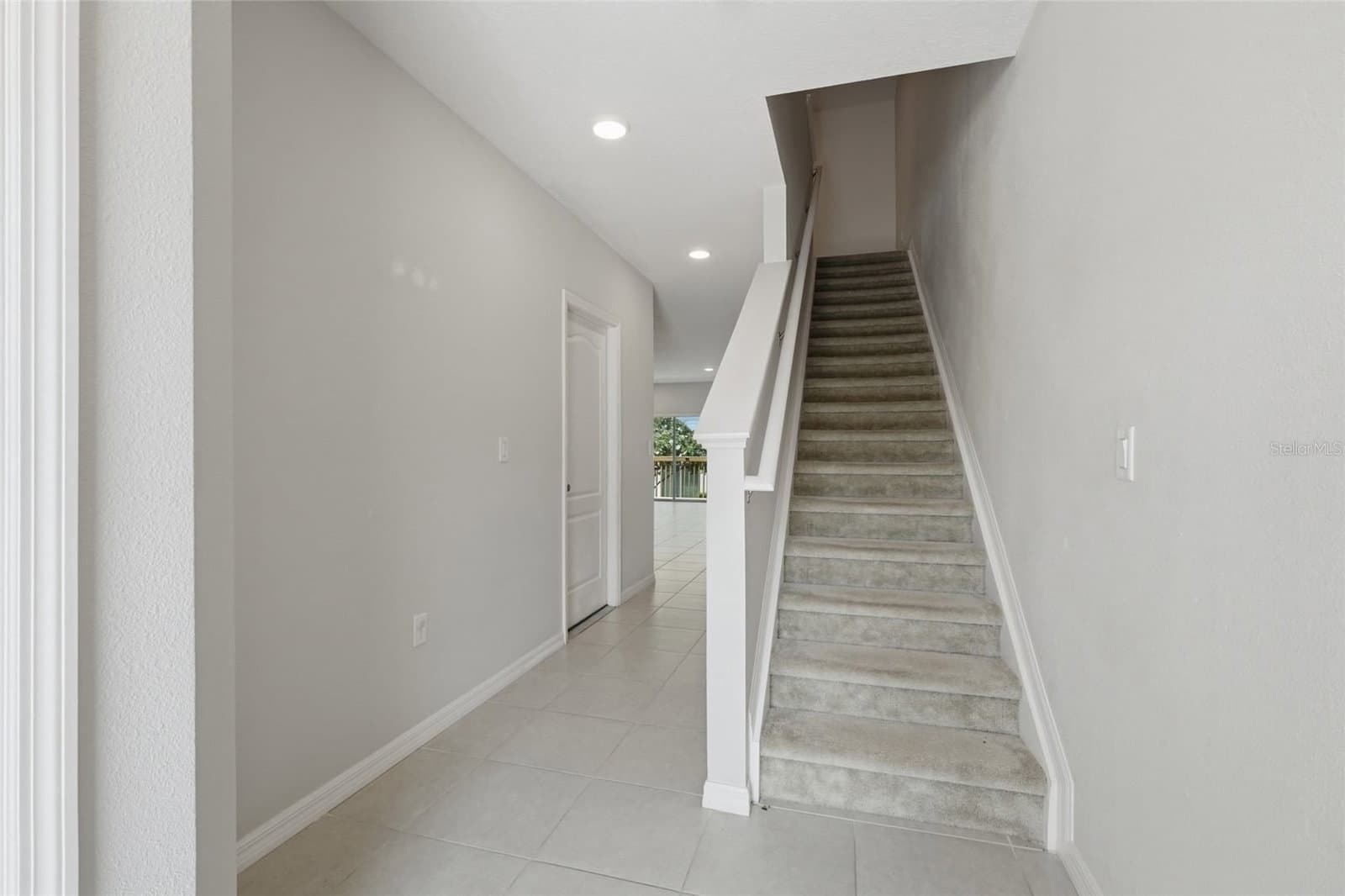 3857 HAMPSTEAD