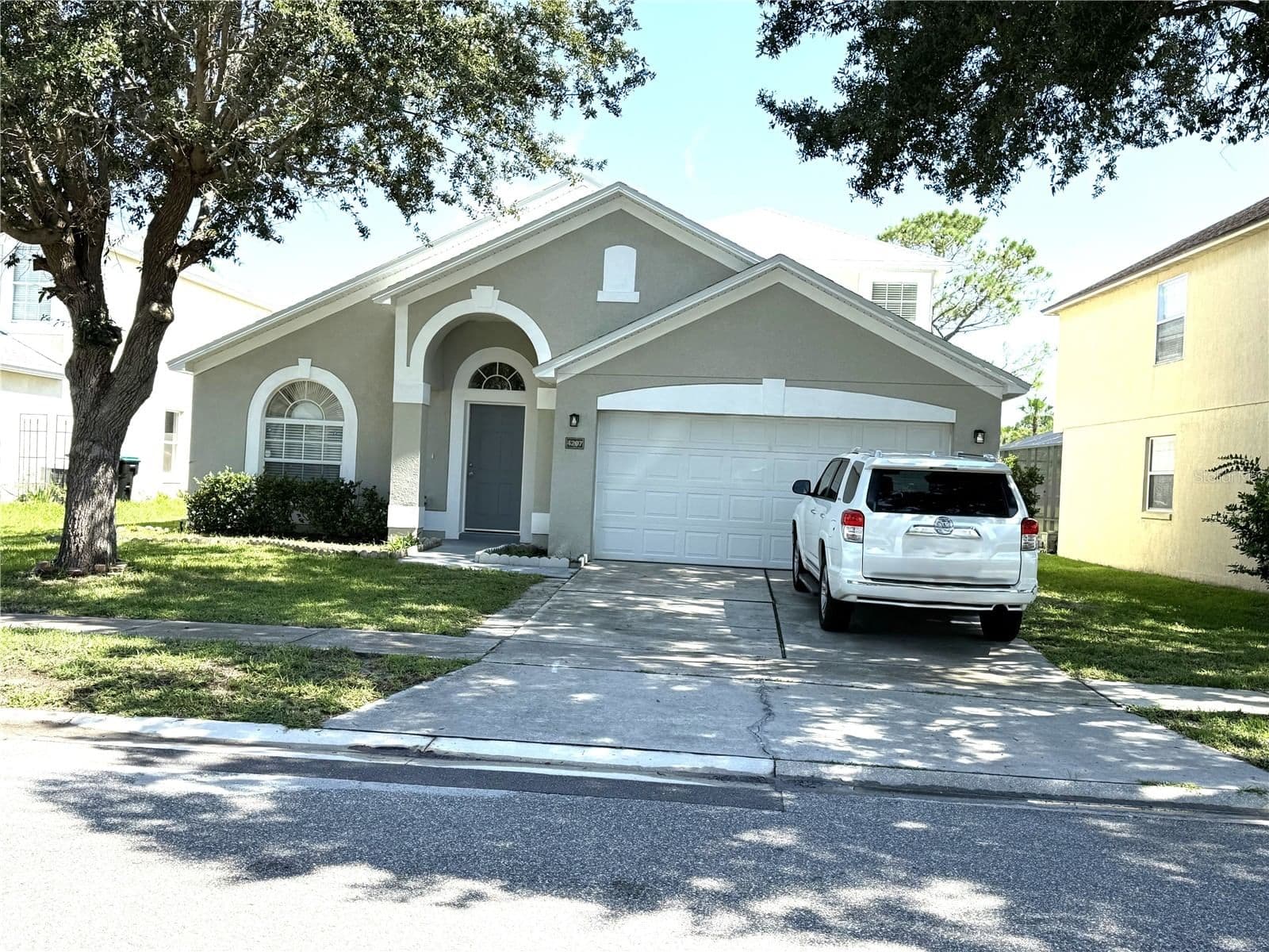 4207 ANDOVER CAY