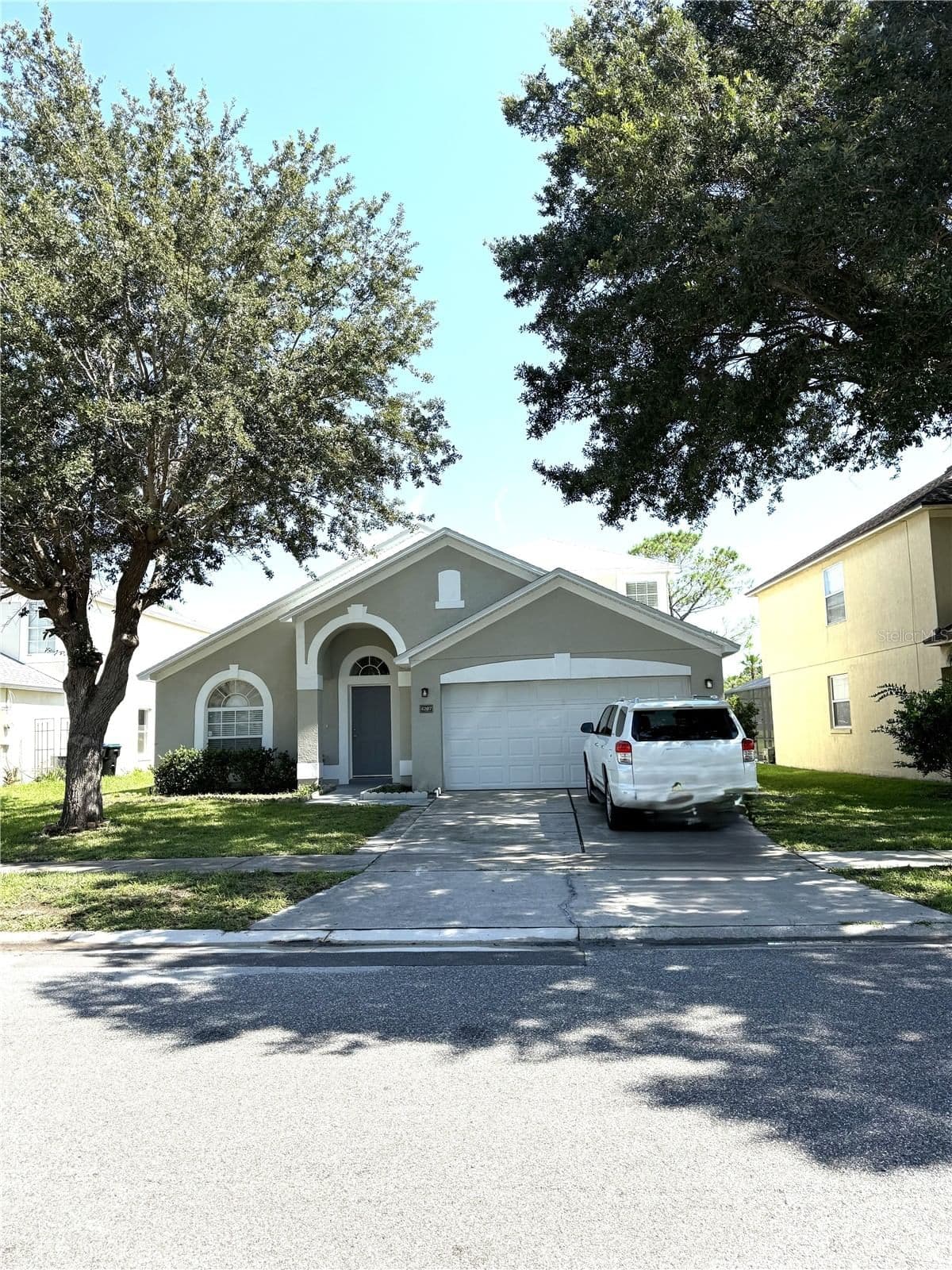 4207 ANDOVER CAY