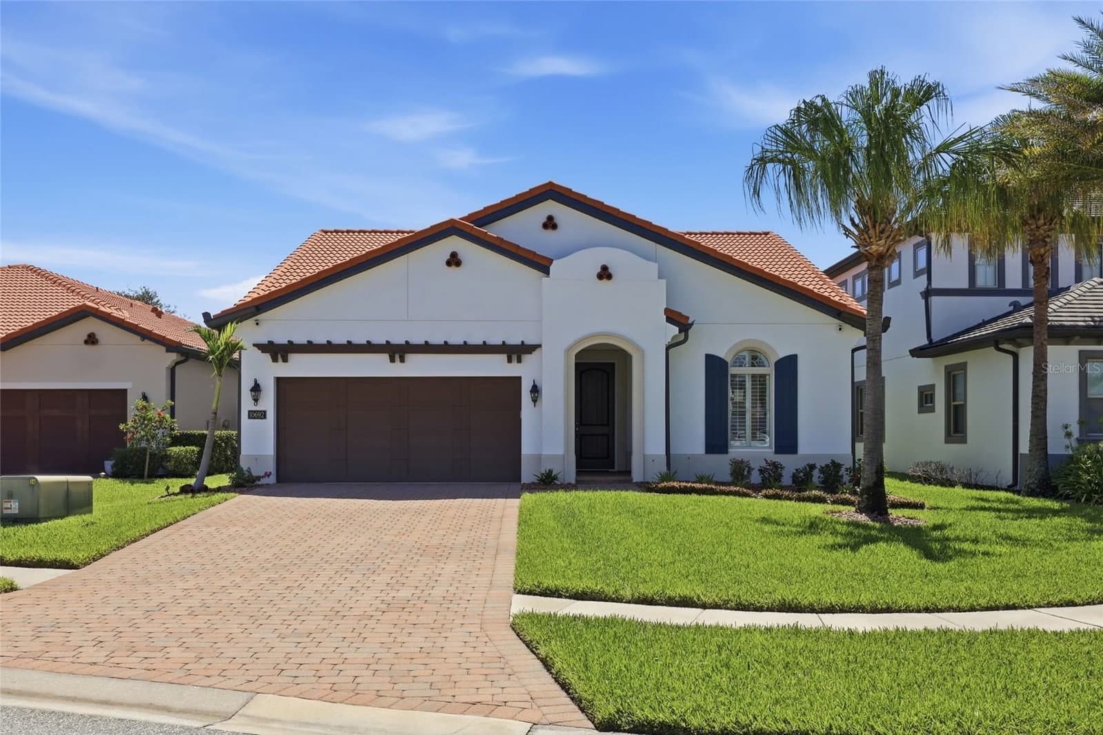 Photo 4 of 10692 ROYAL CYPRESS