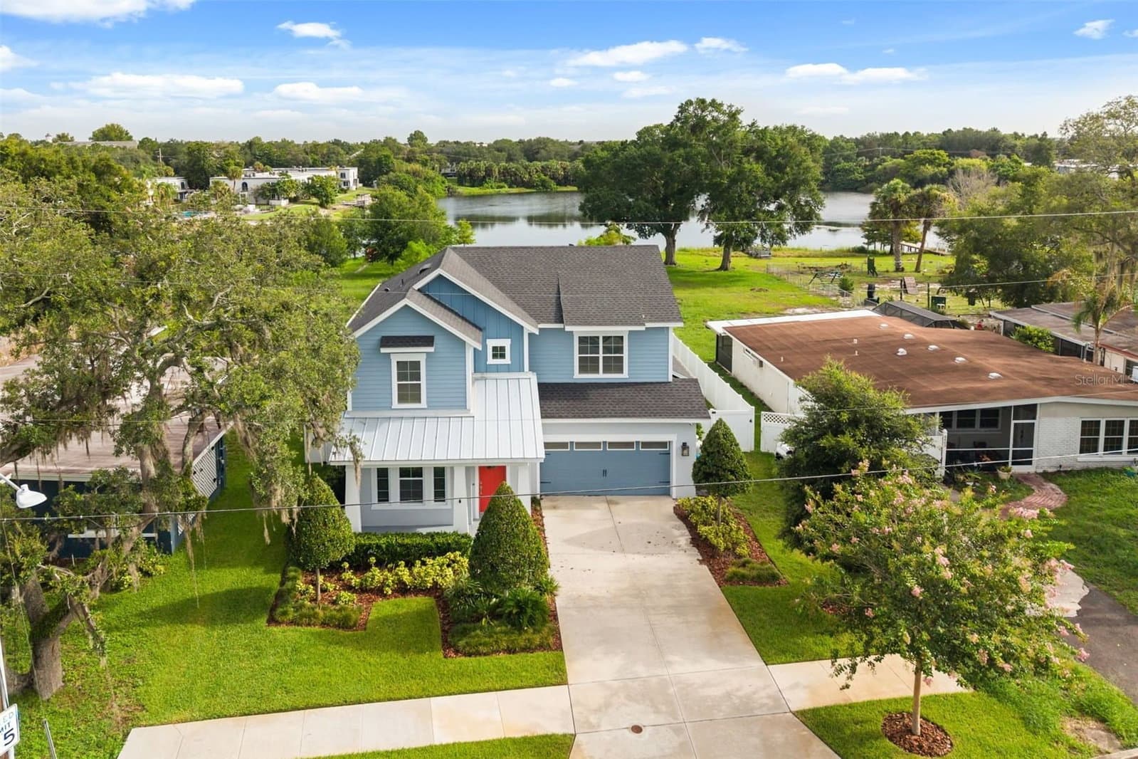 4401 PARK LAKE