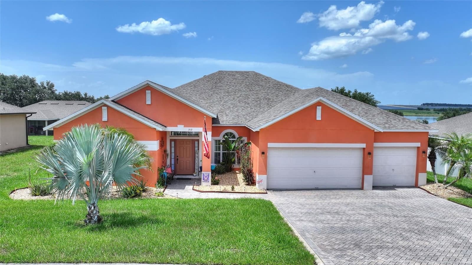 212 BROOKSHIRE