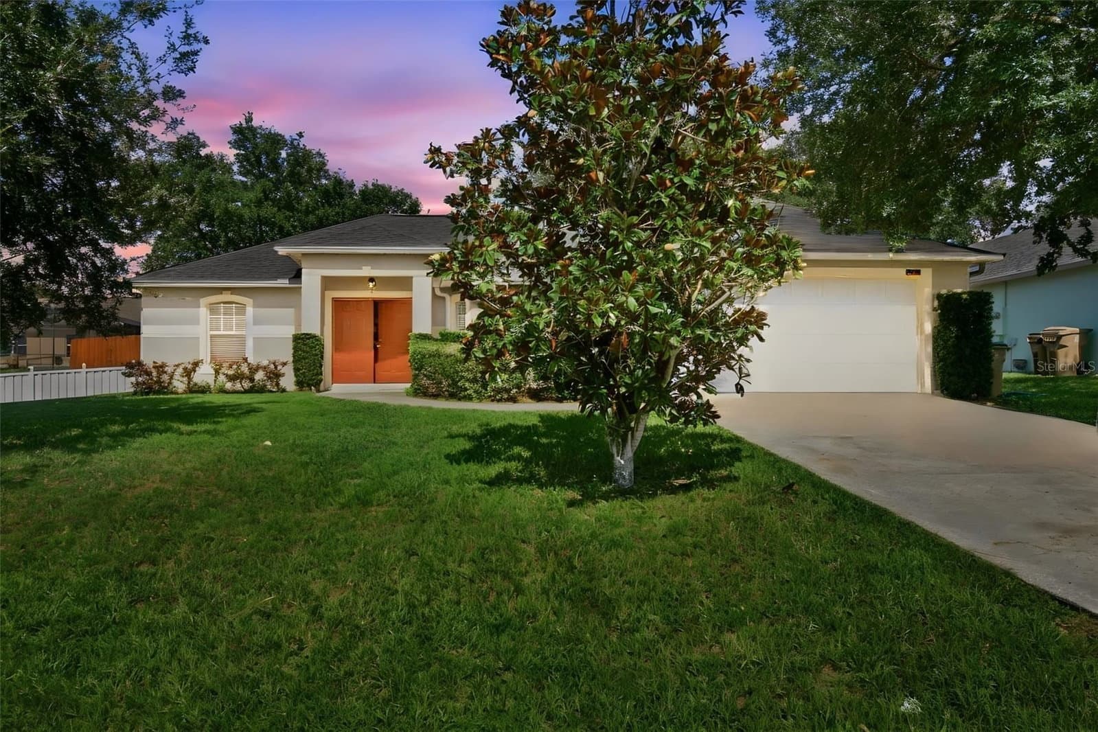 10320 VISTA PINES