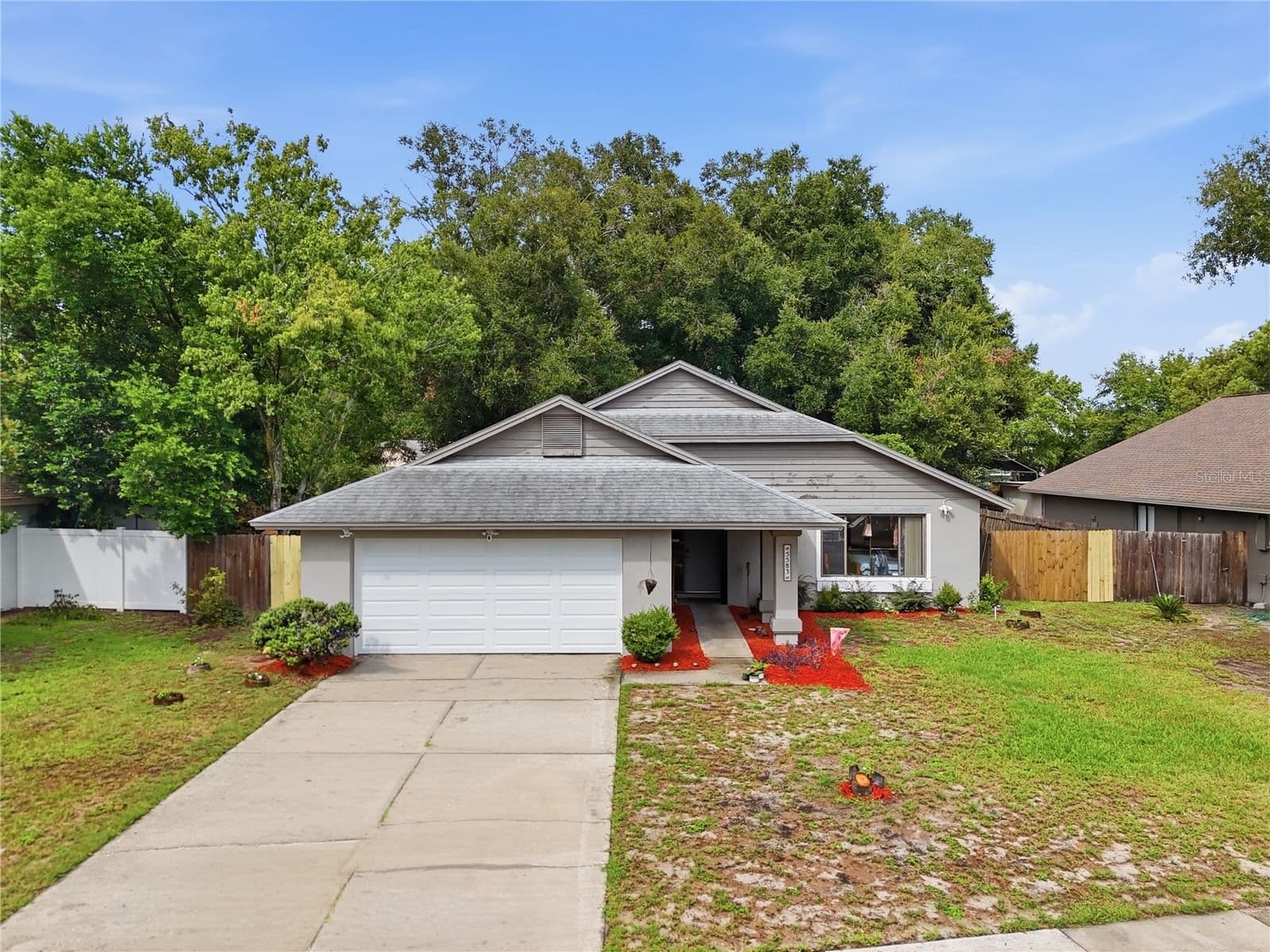 5583 LONG LAKE