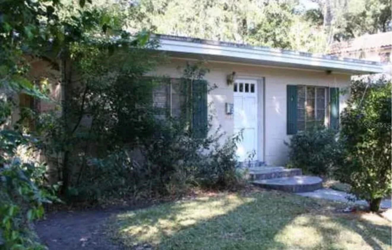 826 WESTMORELAND