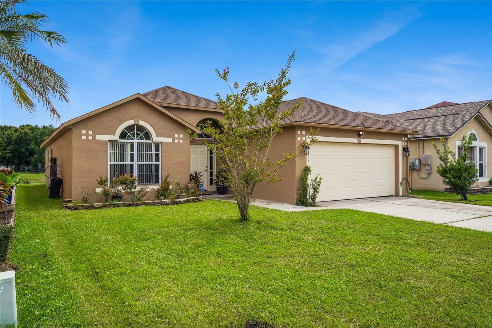 10337 LAXTON