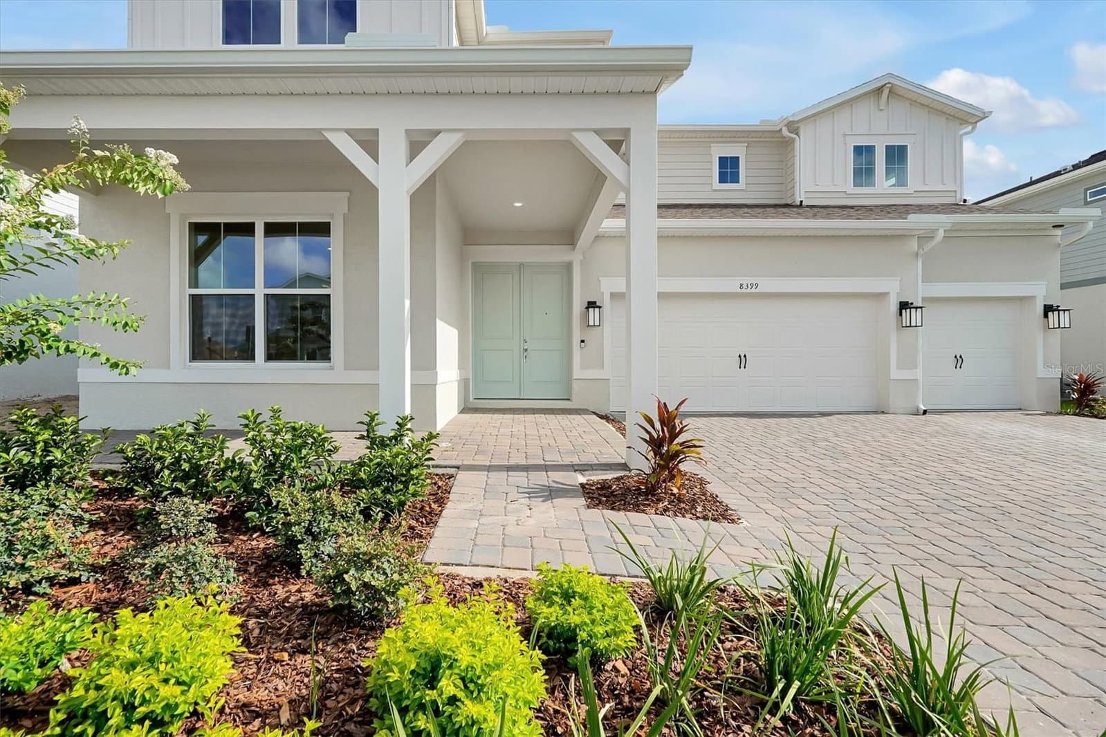 8399 PARK CLIFF