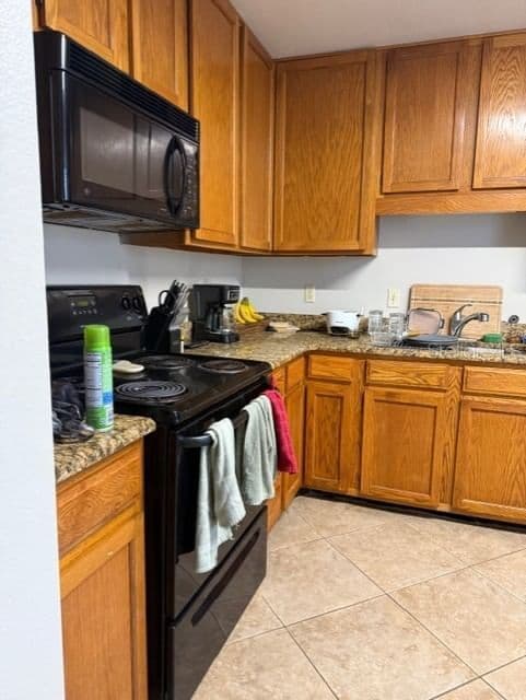 Photo 5 of 1203 CLUBSIDE