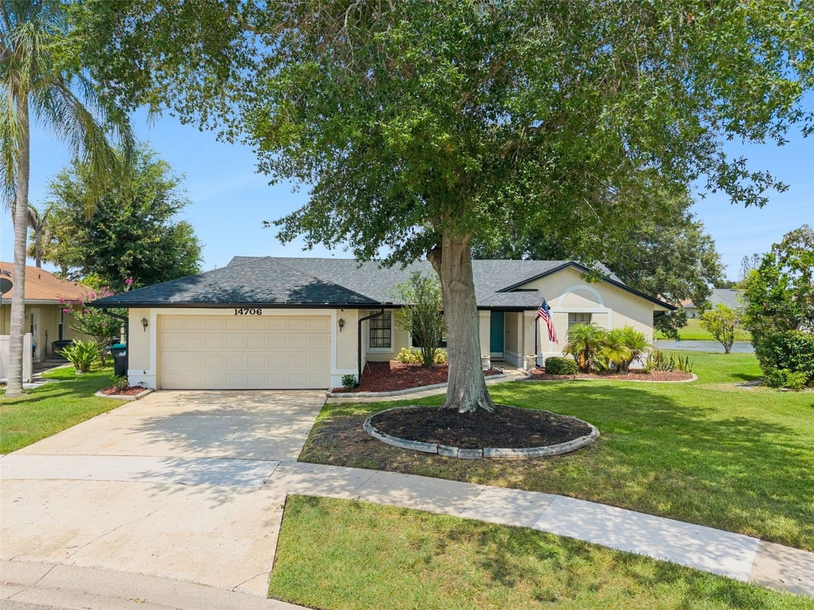 14706 EAGLE VIEW