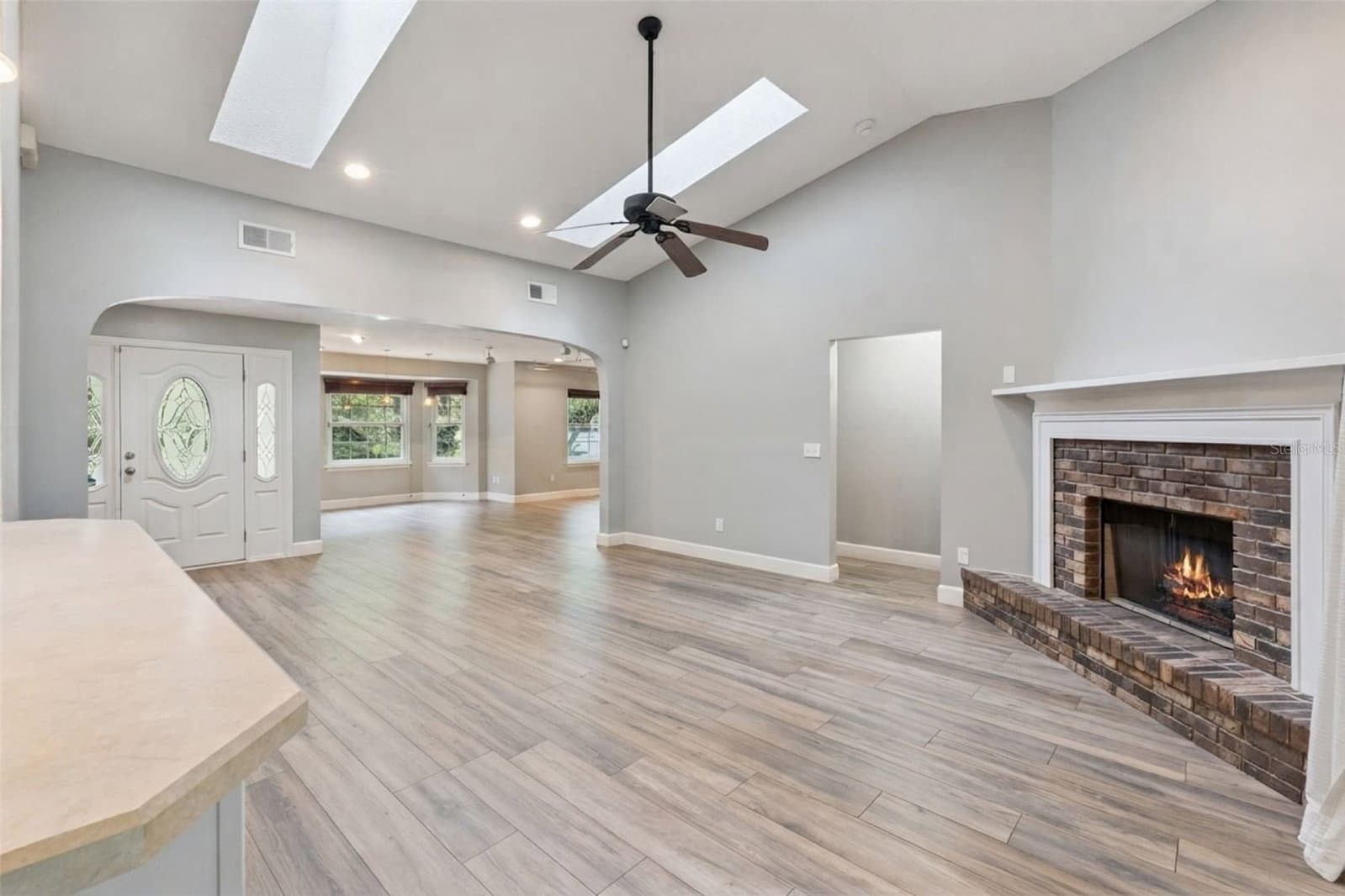 Photo 5 of 4507 WINDERWOOD