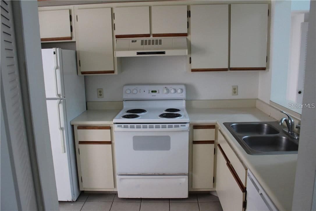 2906 SEMORAN