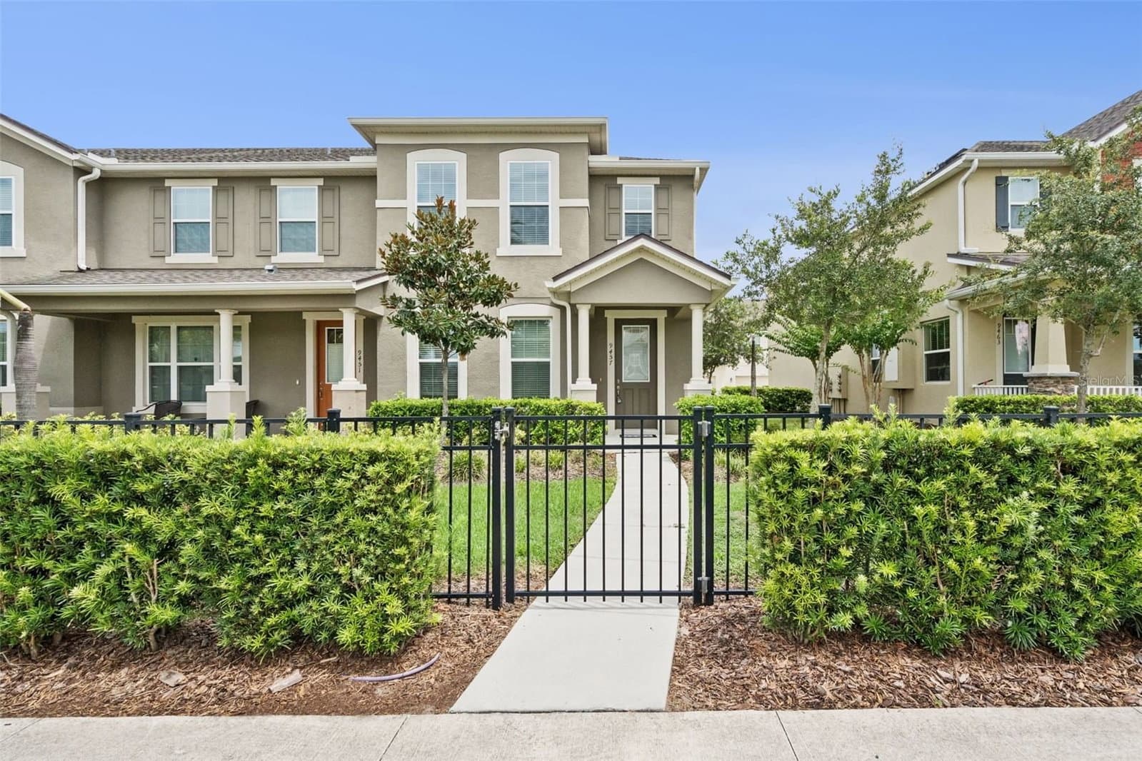 9457 RANDAL PARK