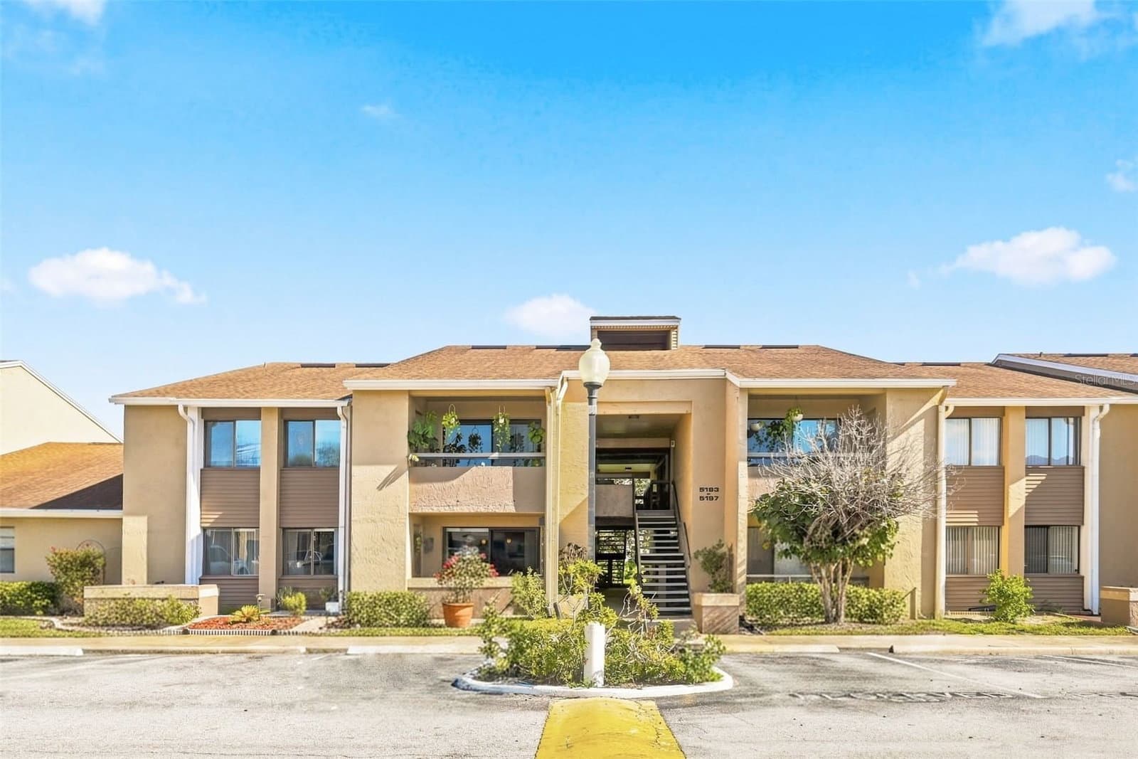 5195 VINELAND