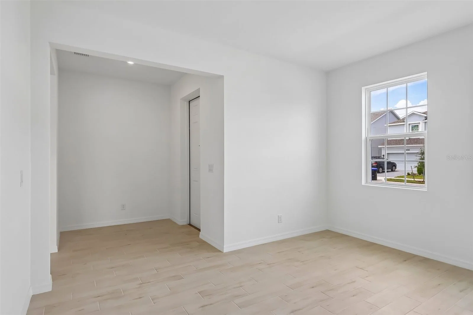 2627 CAVANAUGH