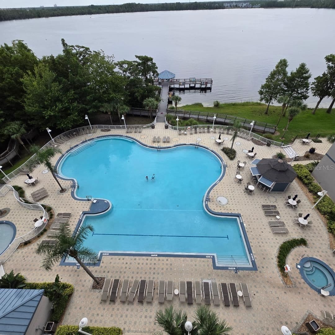 13427 BLUE HERON BEACH DR