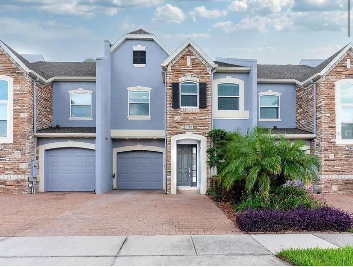 2286 CHATHAM PLACE