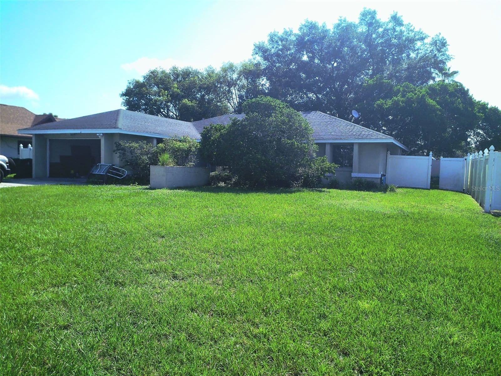 2419 AMBERLY