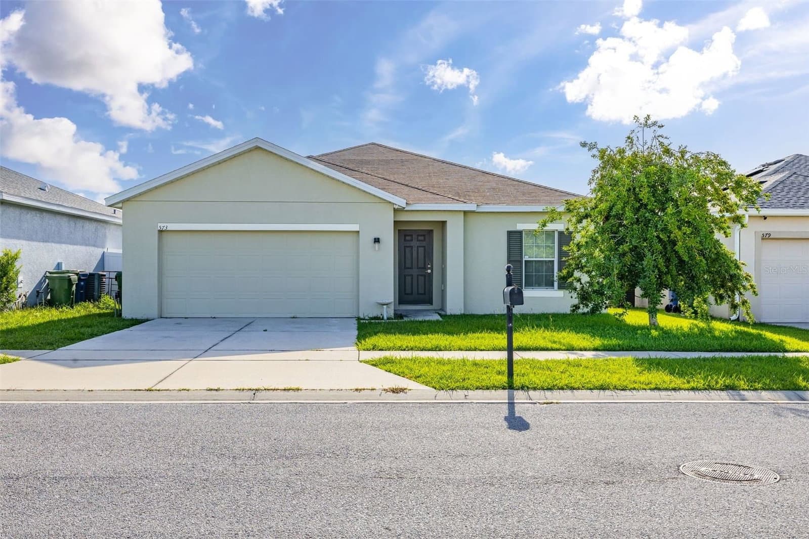 573 LUCERNE