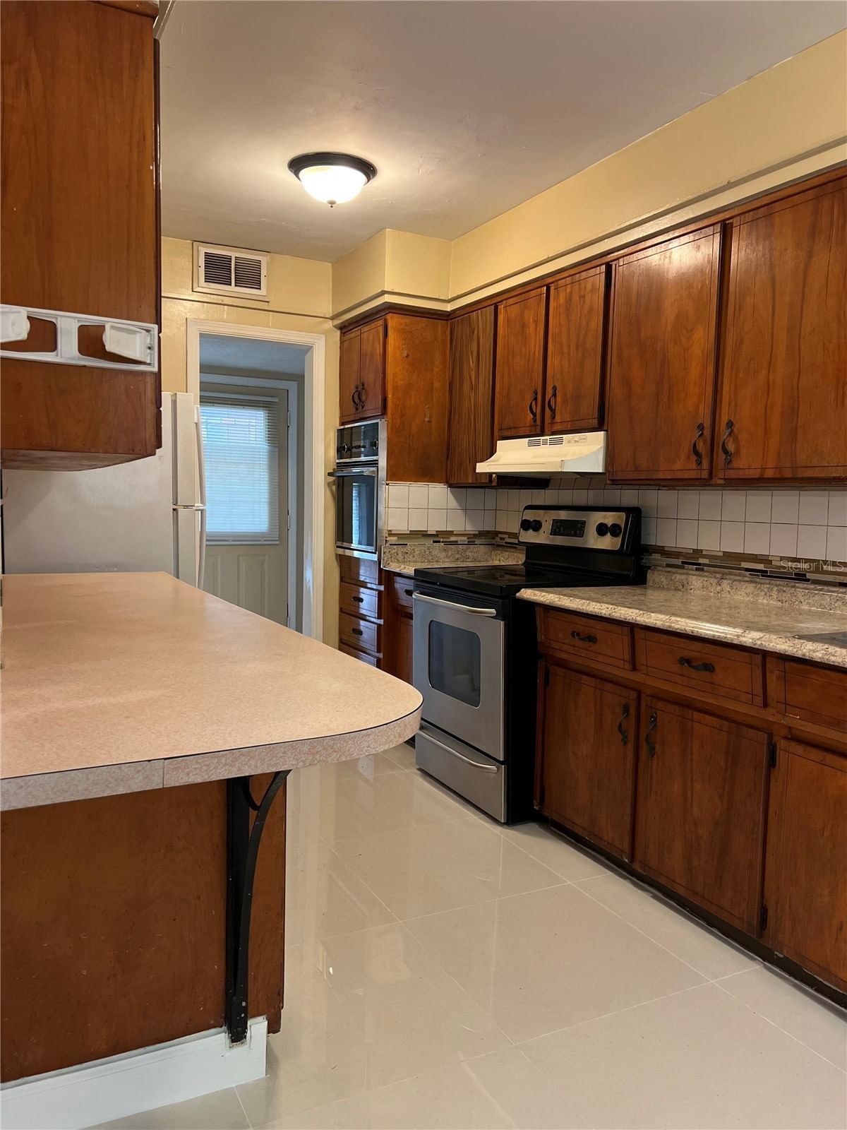 5847 HARRINGTON