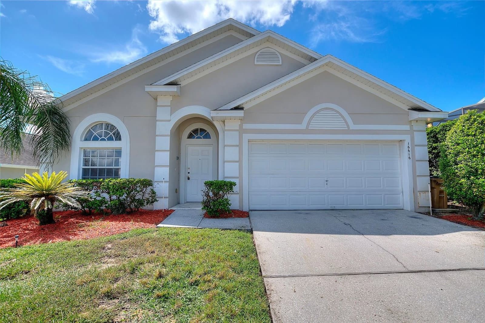 16616 PALM SPRING