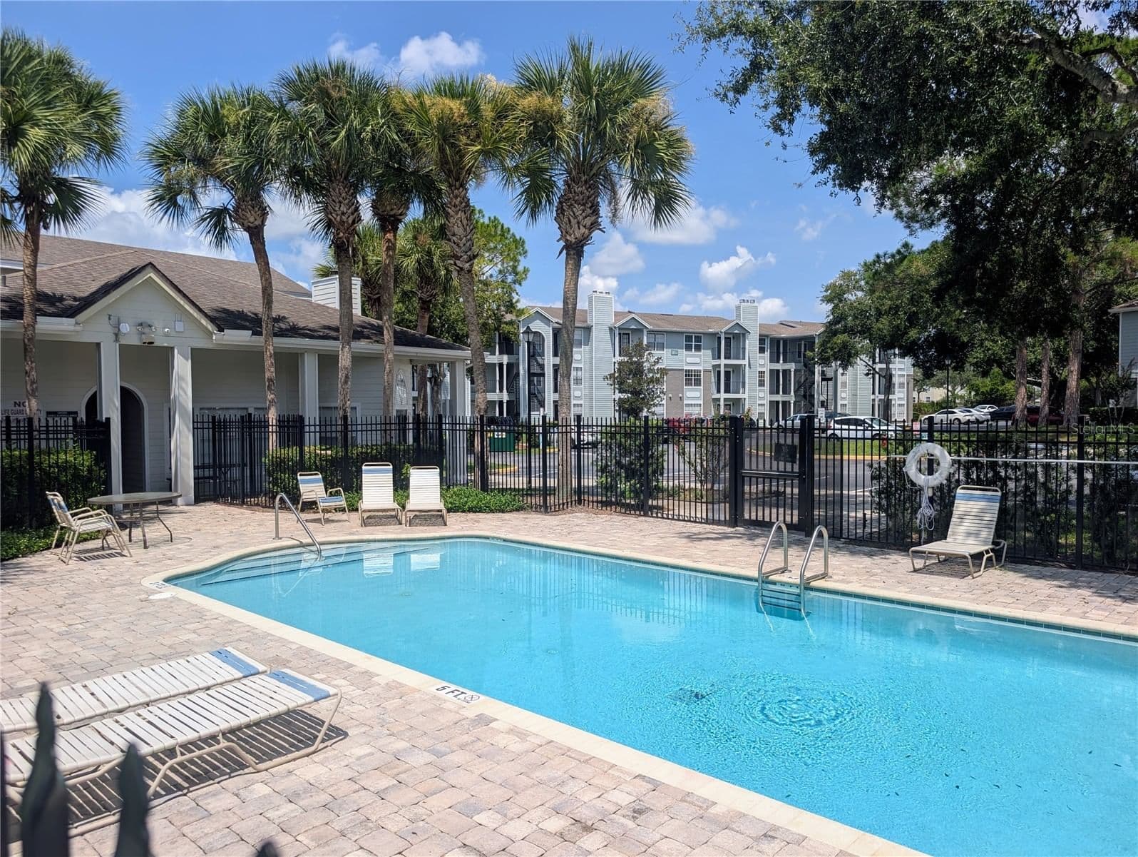 Photo 5 of 2550 ALAFAYA