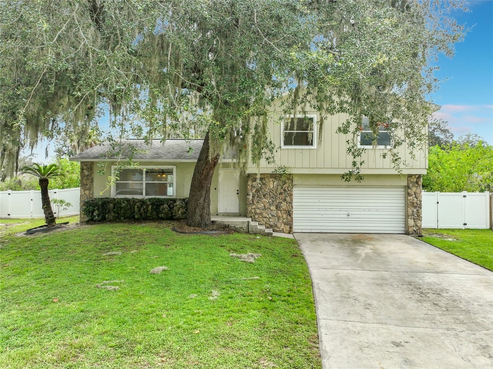 4012 WITTWOOD