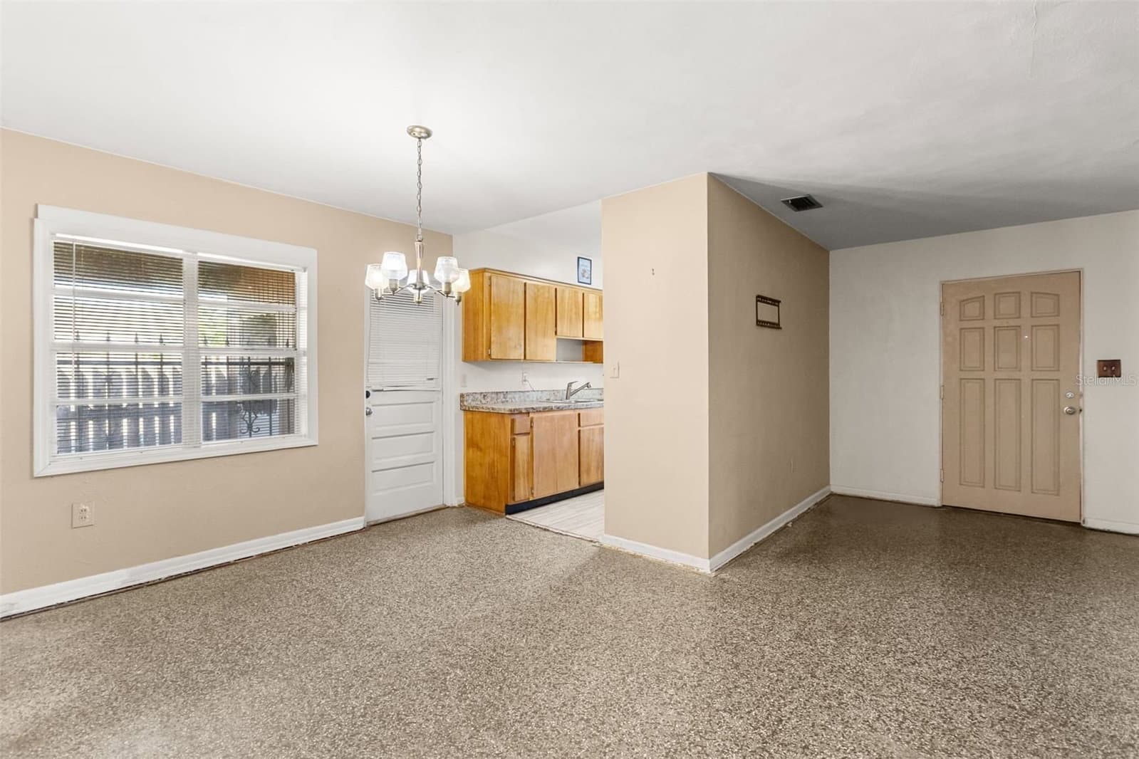 Photo 5 of 2168 RIDGE