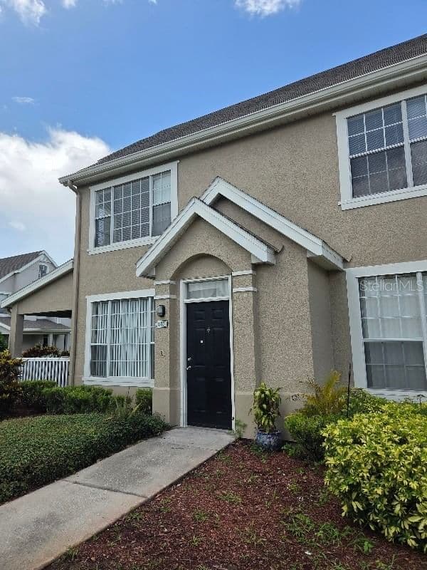 9165 LEE VISTA