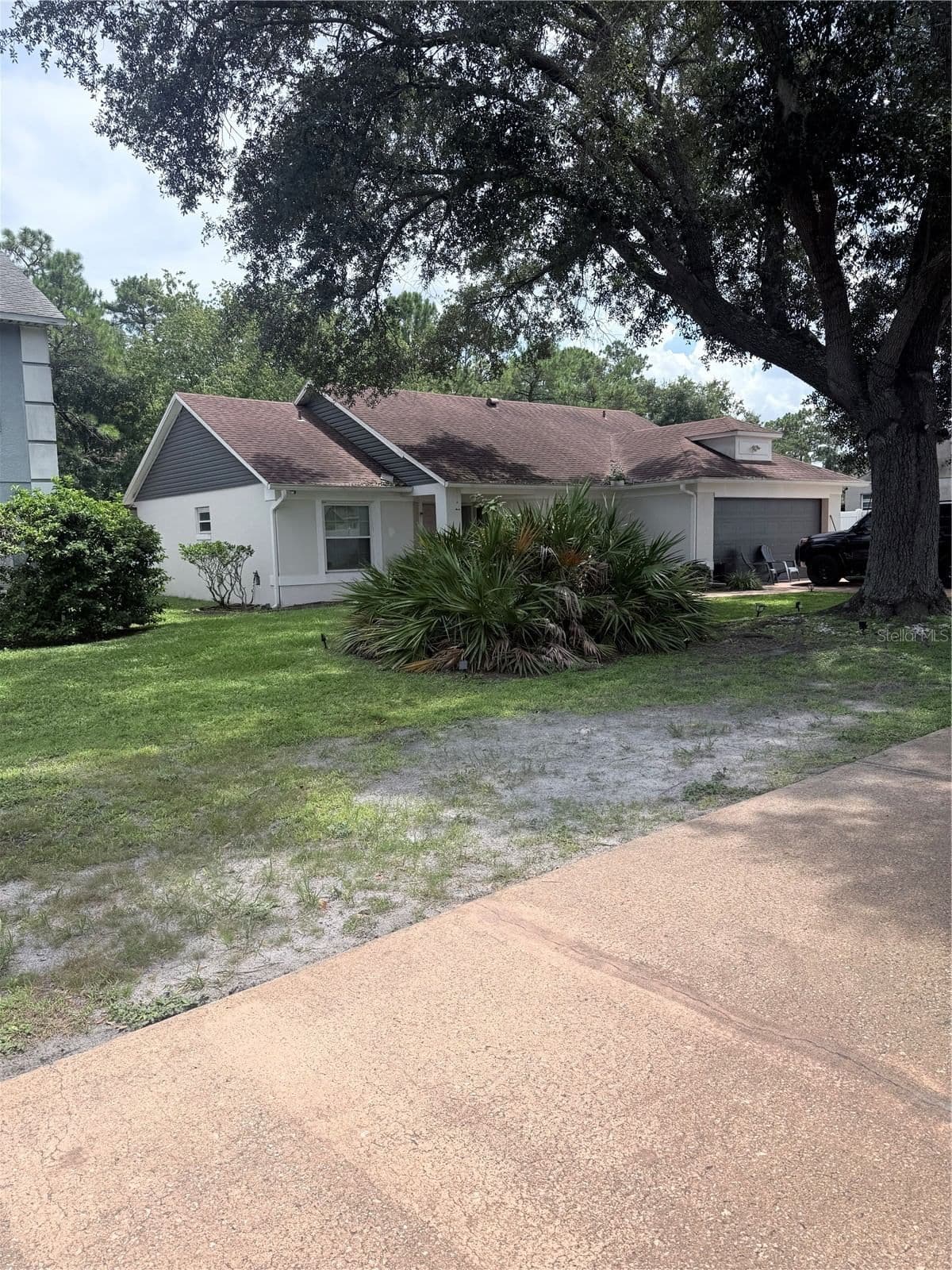1211 FLOWERS POINTE