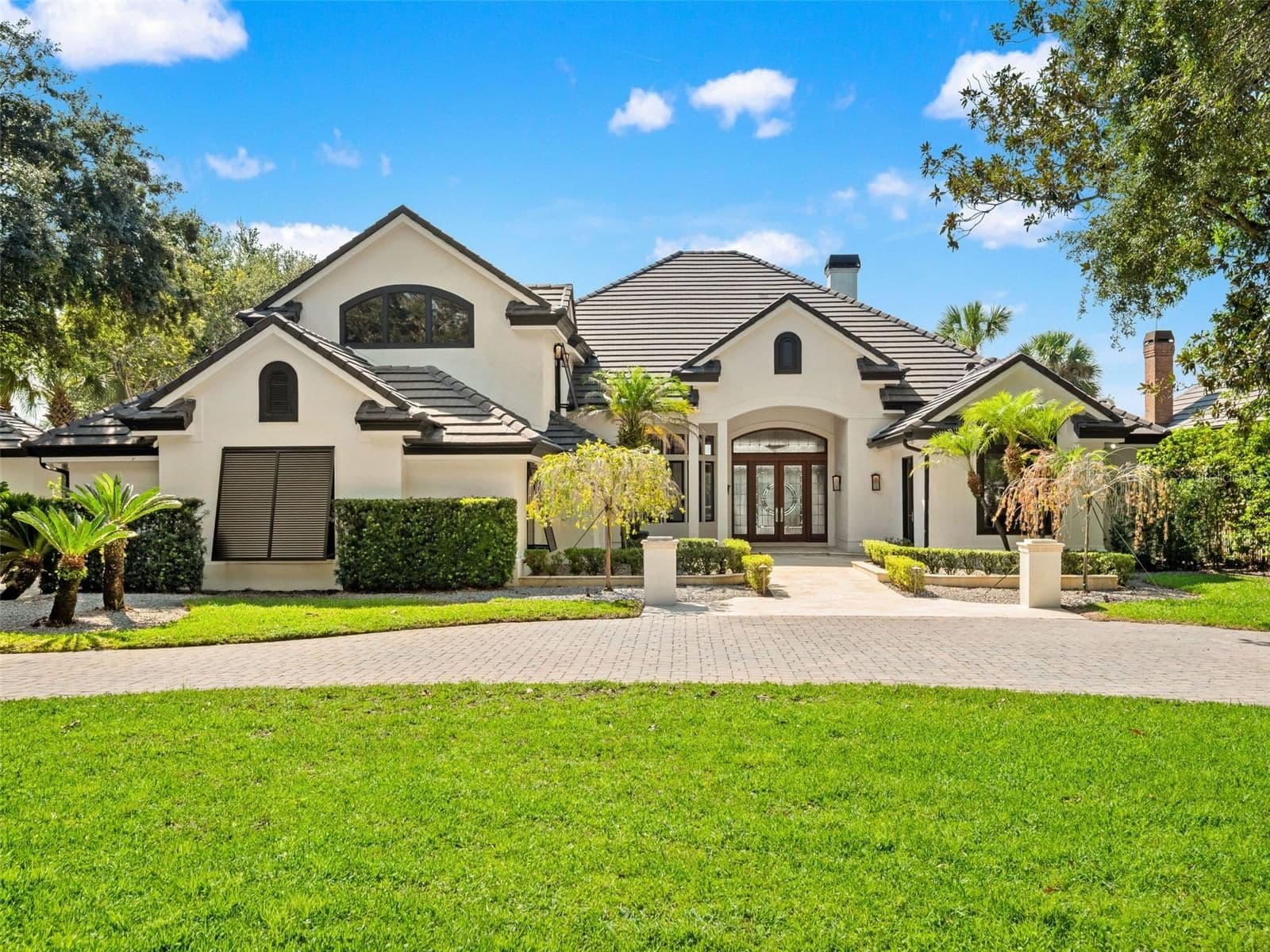 9222 SLOANE