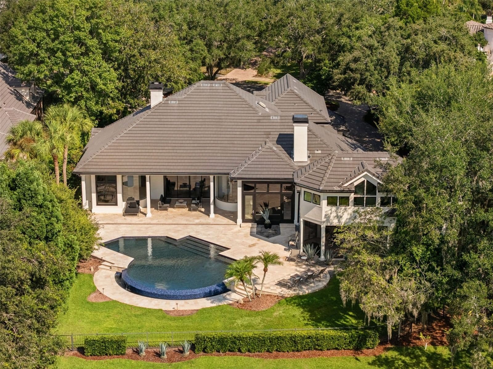 9222 SLOANE