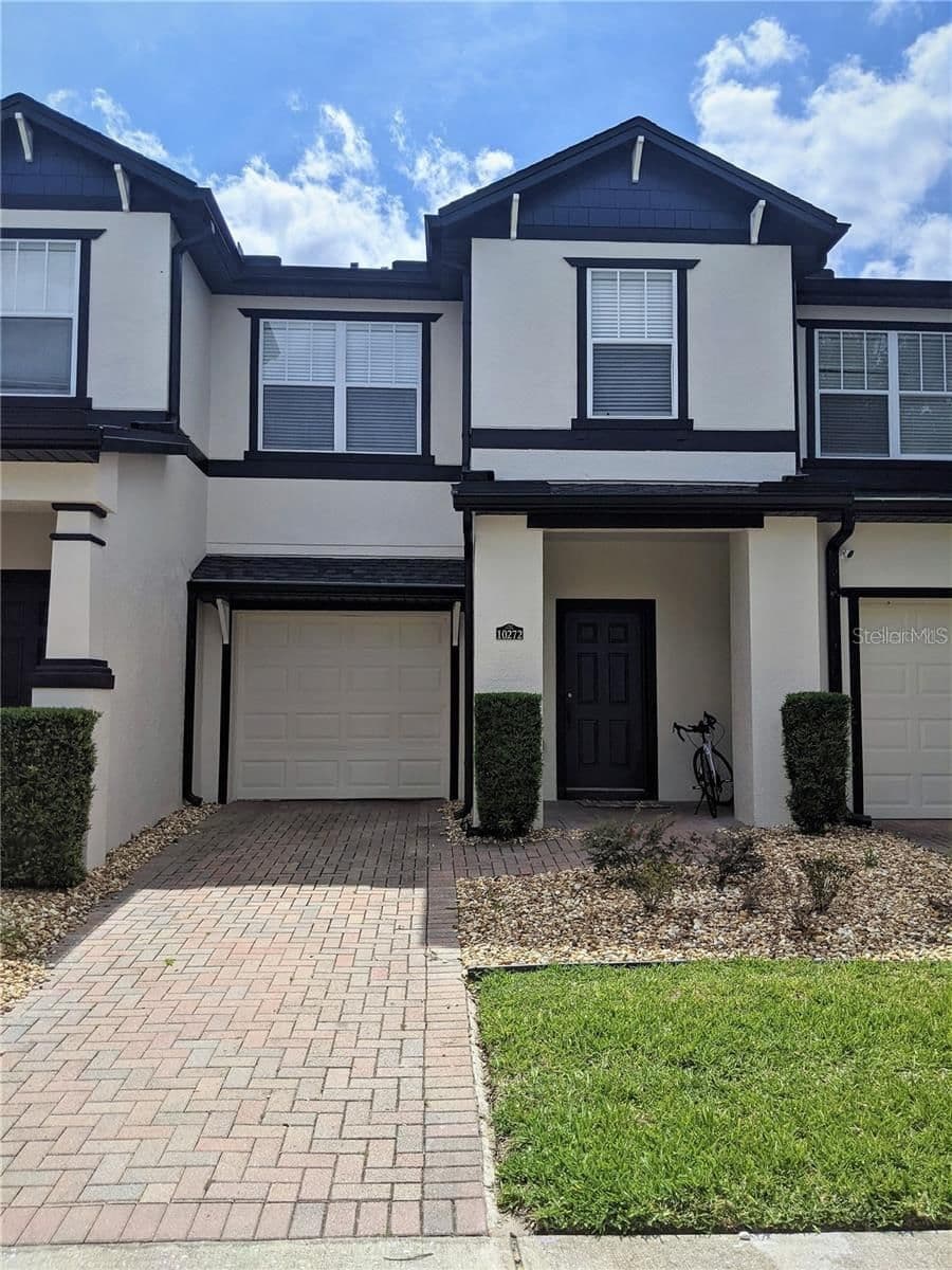 10272 PARK COMMONS, Orlando, FL