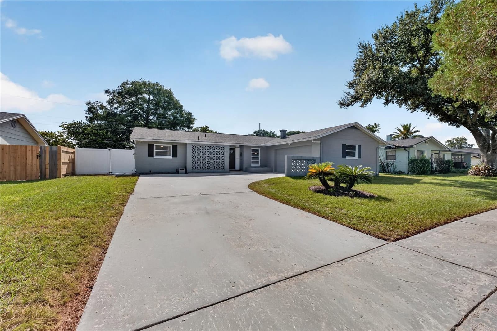 2112 EASTBROOK