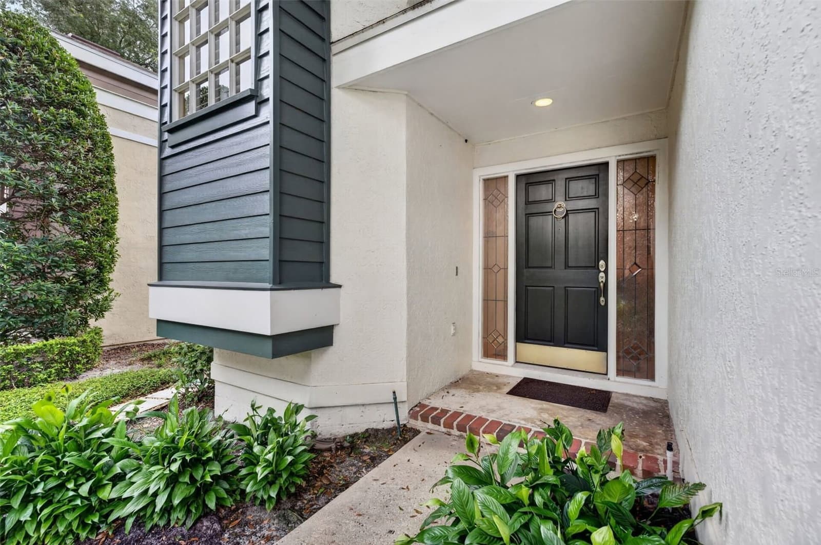 565 HUNTINGTON