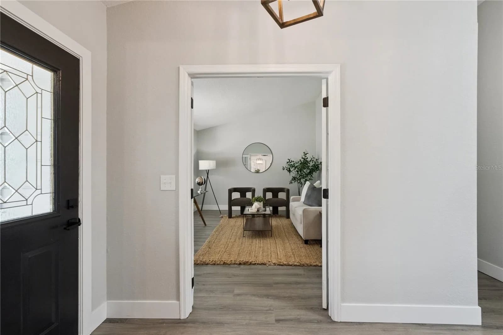 5905 CEDAR PINE