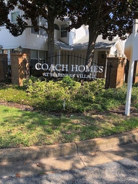 2246 COACH HOUSE