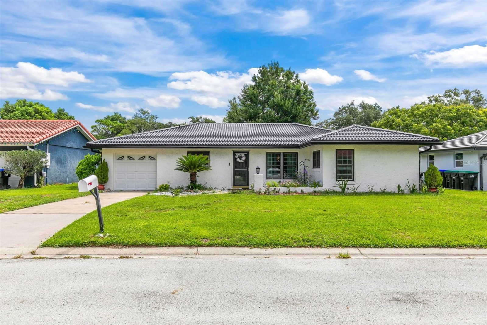 10611 DEERGRASS