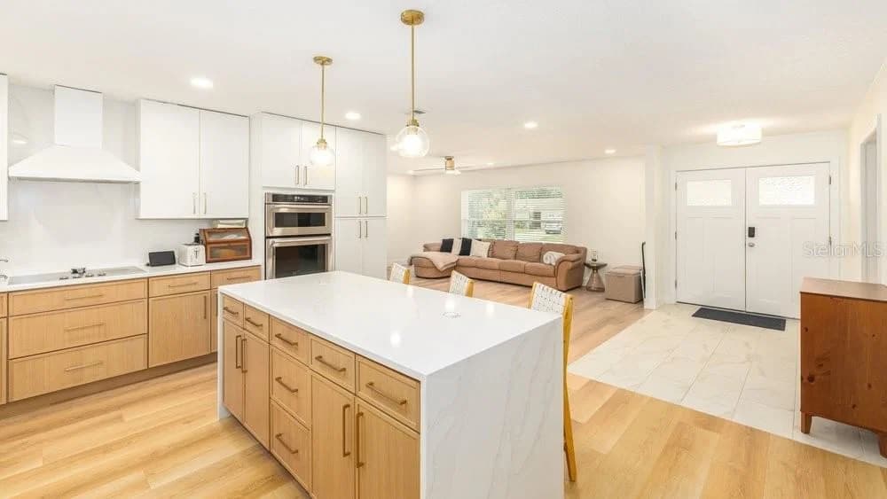 Photo 5 of 2086 WINNETKA