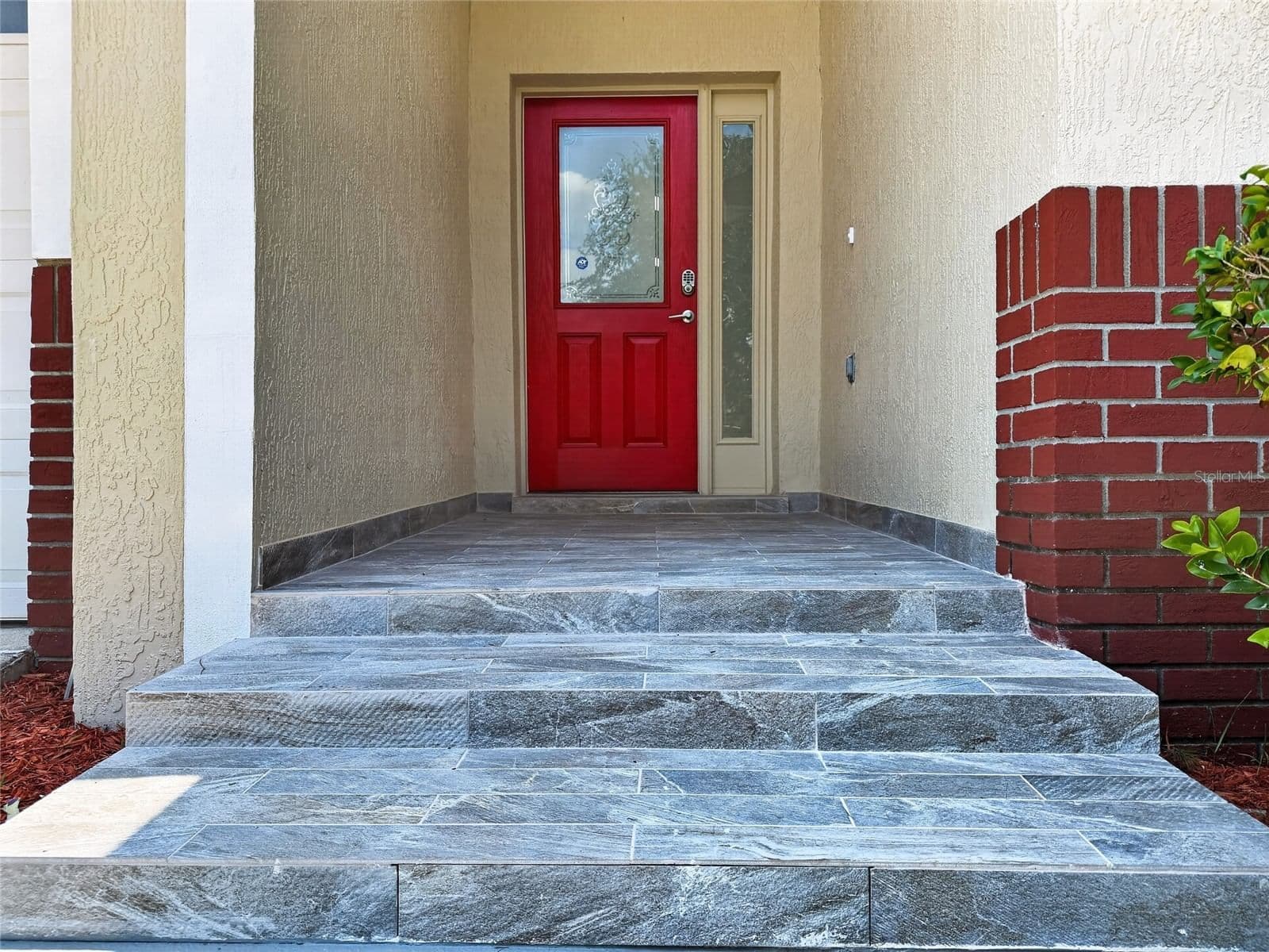 Photo 5 of 15943 HERON HILL