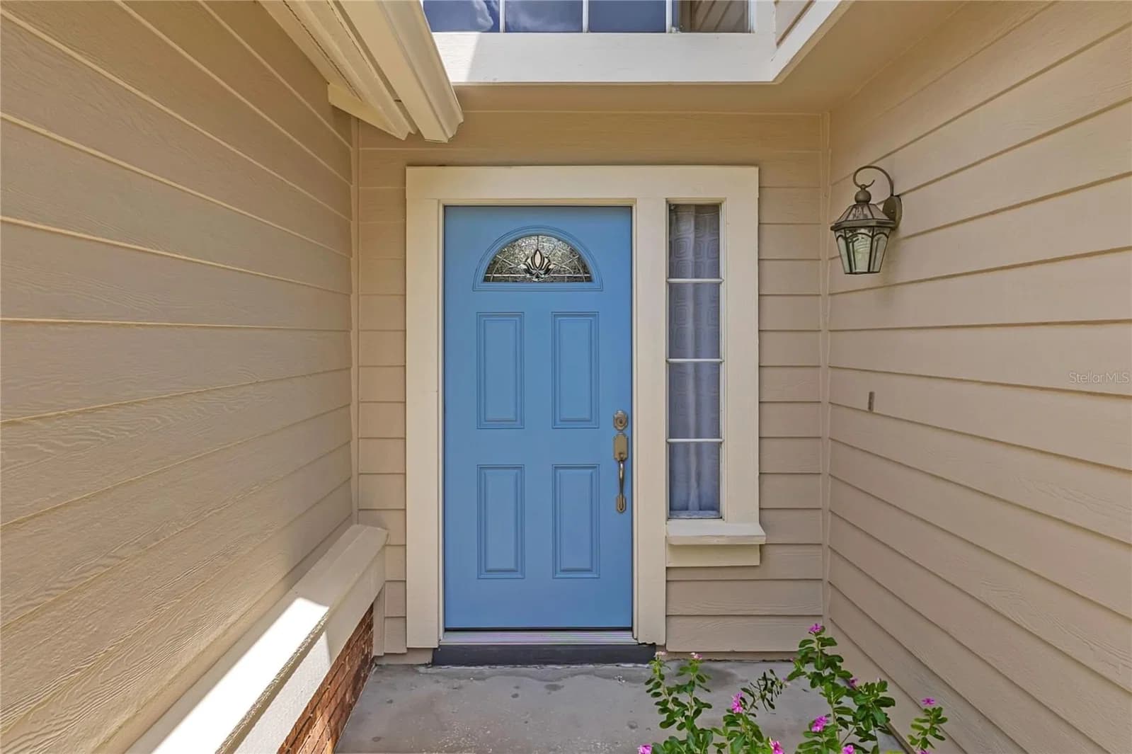 Photo 4 of 779 MEADOWSIDE
