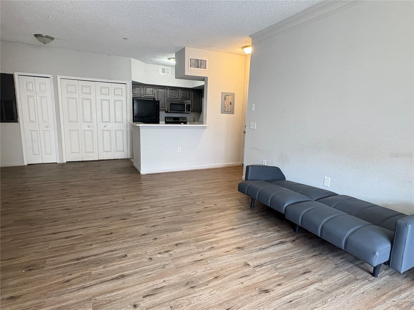 8301 ELM PARK