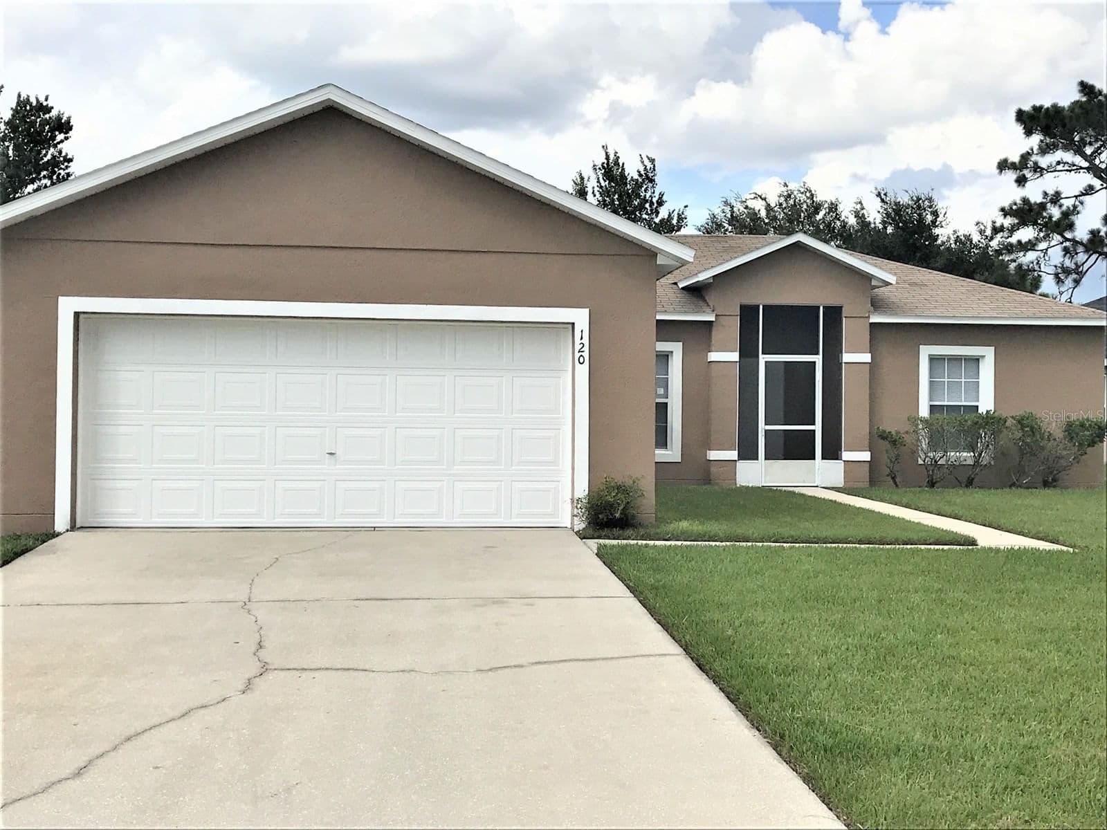 120 NICHOLAS, Kissimmee, FL