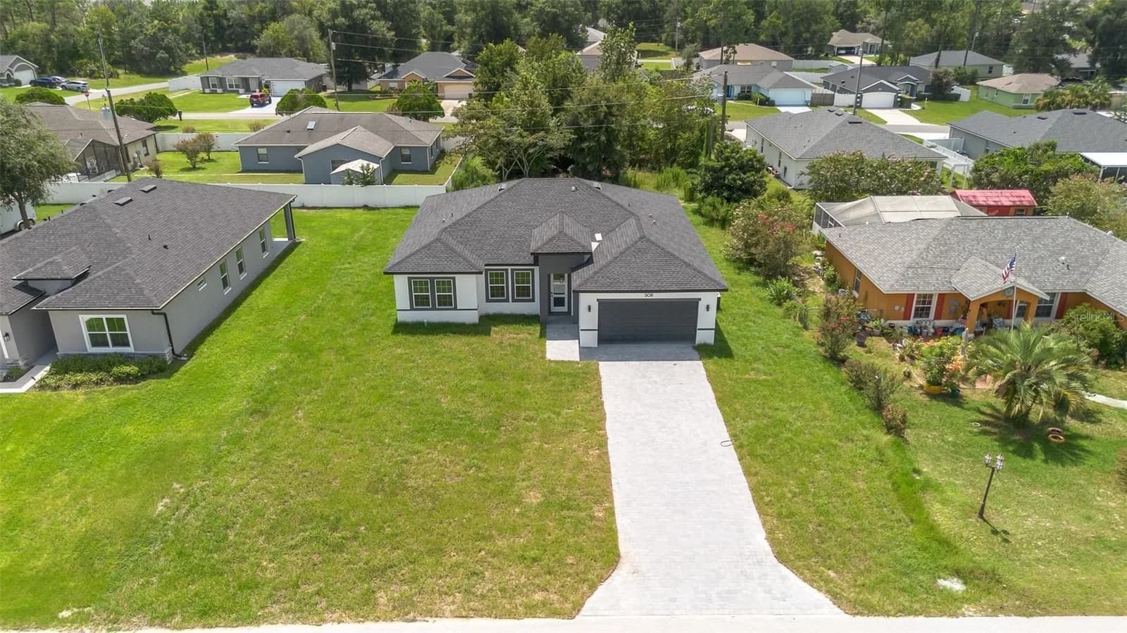 Photo 4 of 508 MARION OAKS