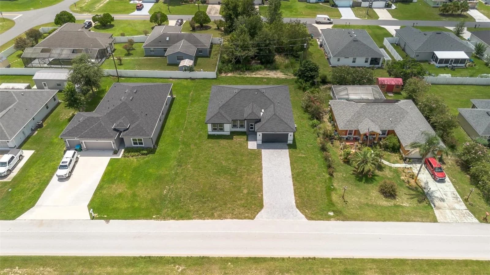 Photo 5 of 508 MARION OAKS