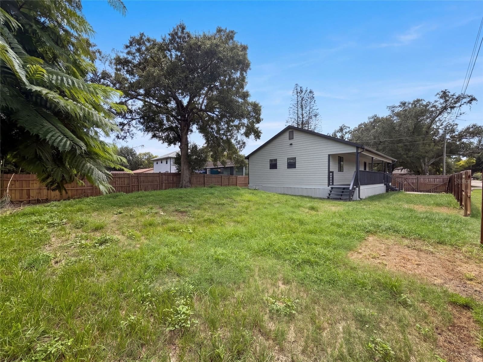 Photo 5 of 9307 8TH