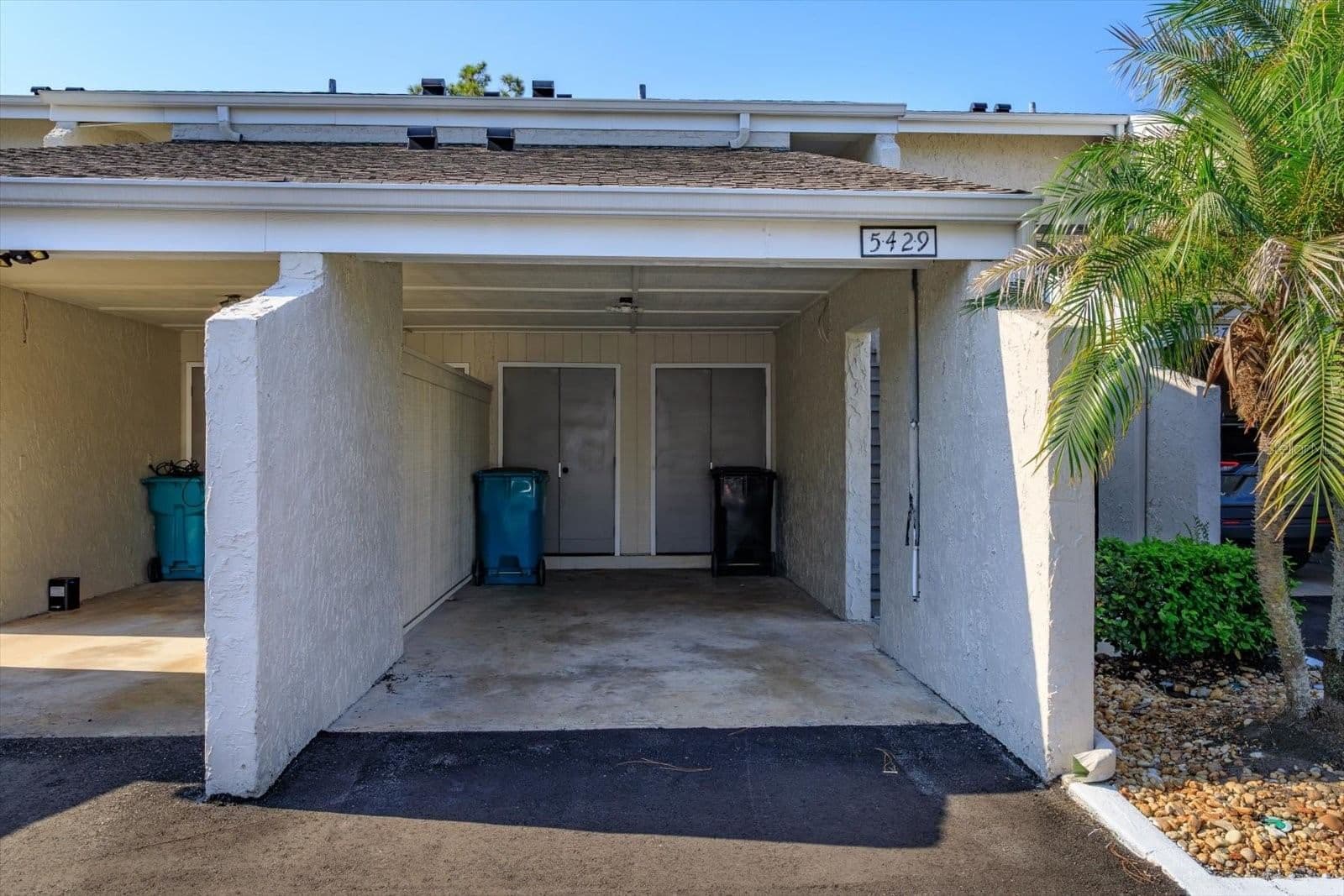 5429 VINELAND