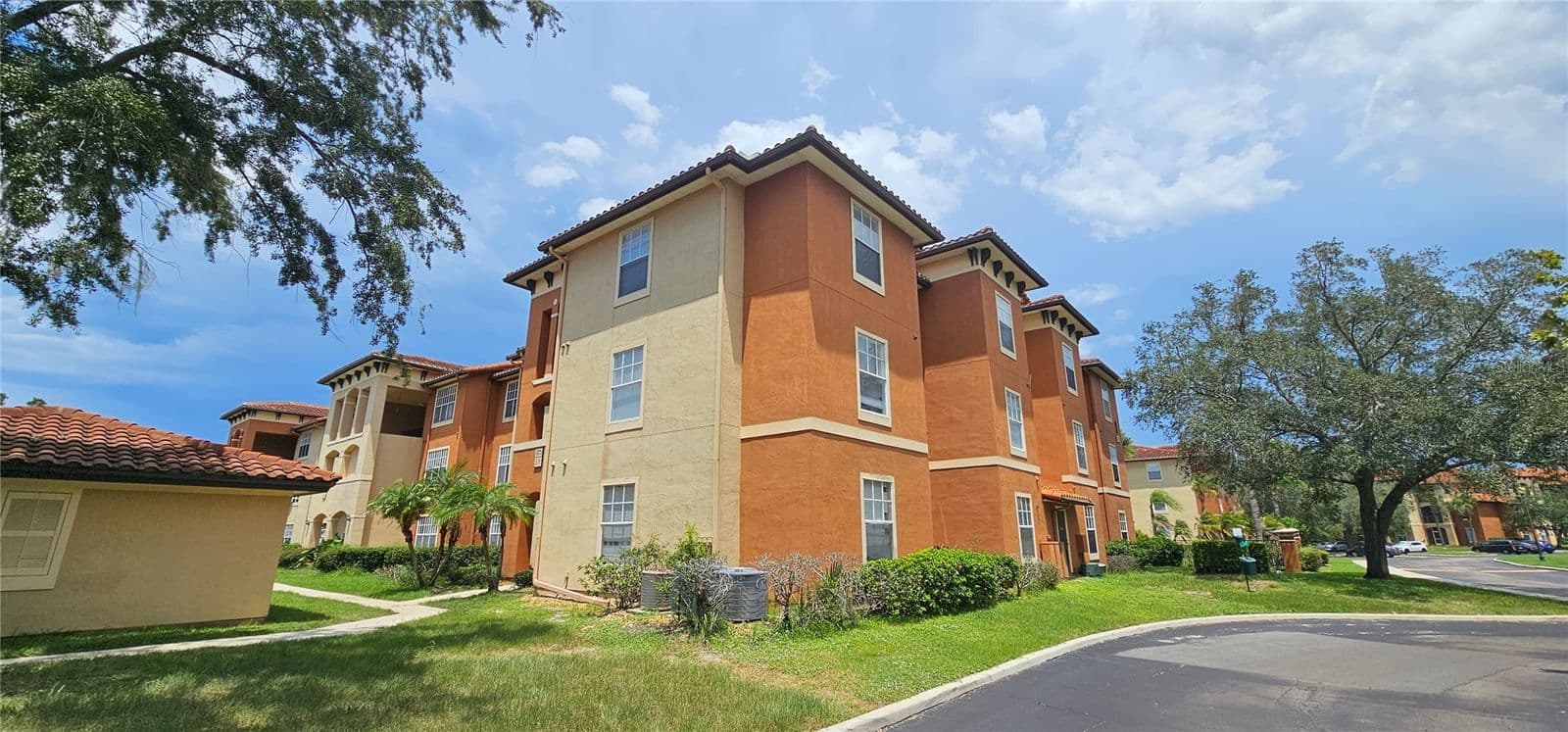 5578 METROWEST, Orlando, FL