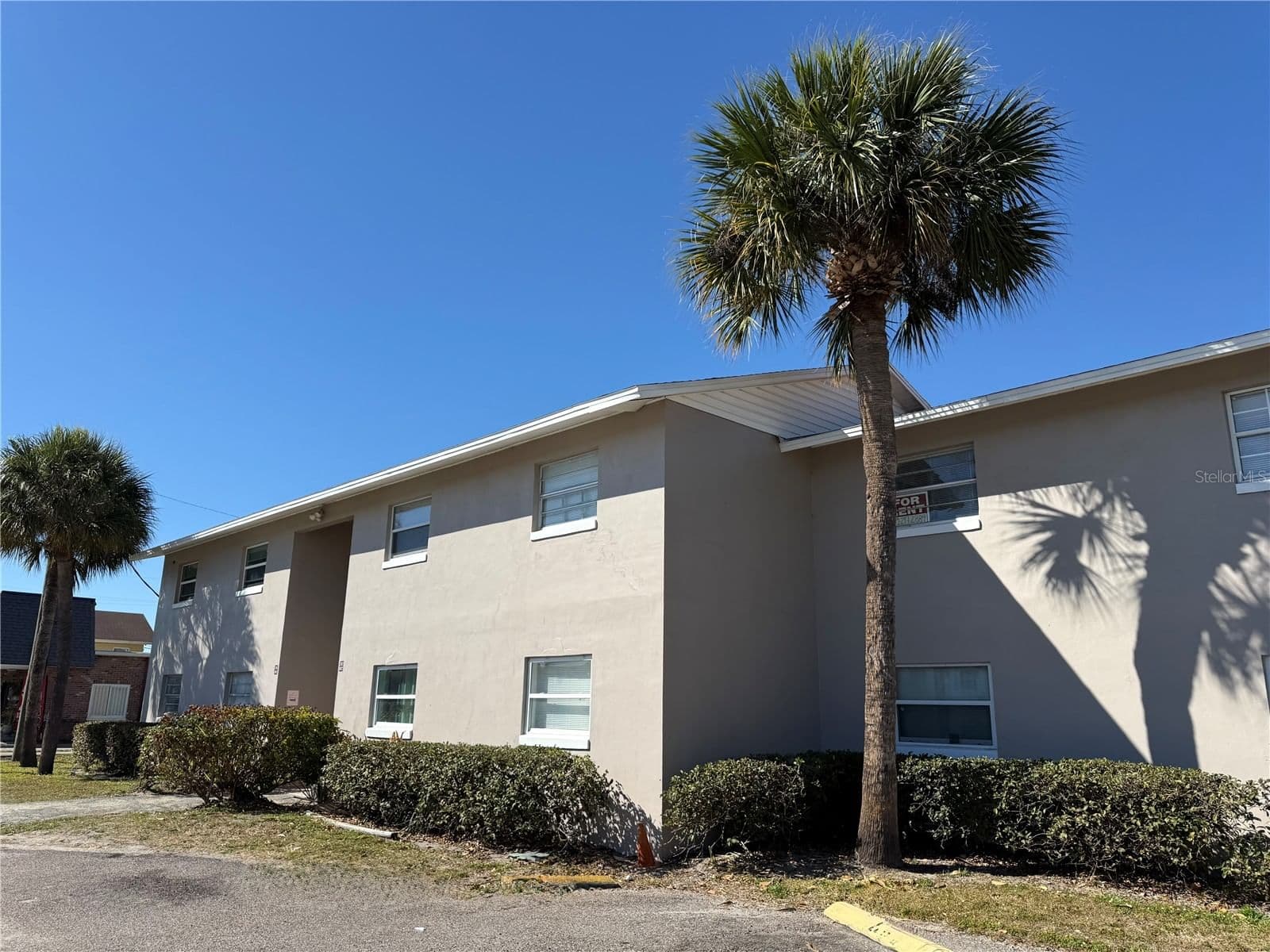 5885 DAHLIA, Orlando, FL